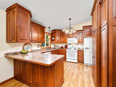 4151 Valley View St, Saint Bonifacius, MN, 55375