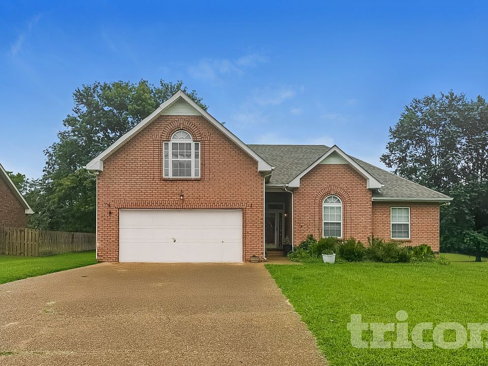 1st image of 146 Waterford Way #B
