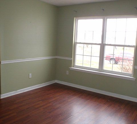 4th image of 185 Sandlewood Way