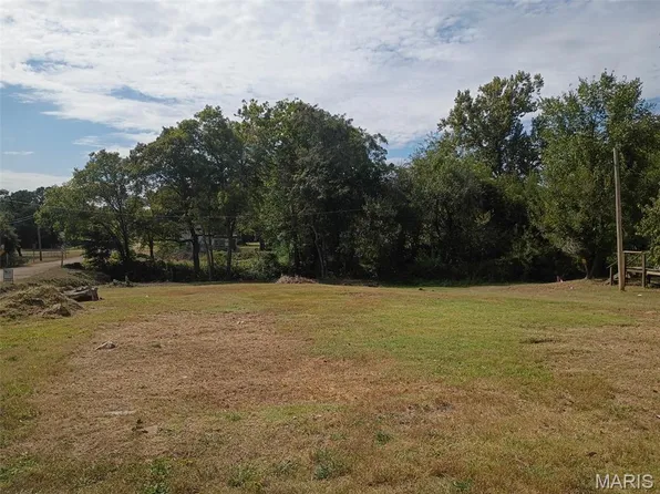 103 Bogy St, Pilot Knob, MO 63663