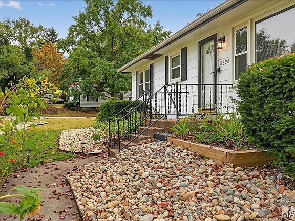 4th image of 8898 Darnell Pl