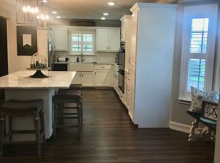 2705 Grand Blvd, Port Neches, TX 77651