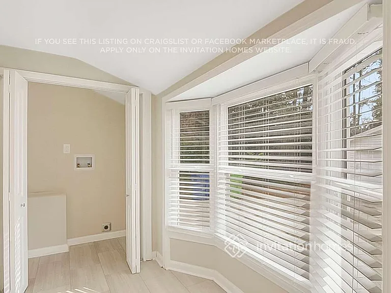 1404 Falls Church Rd — Photo 16