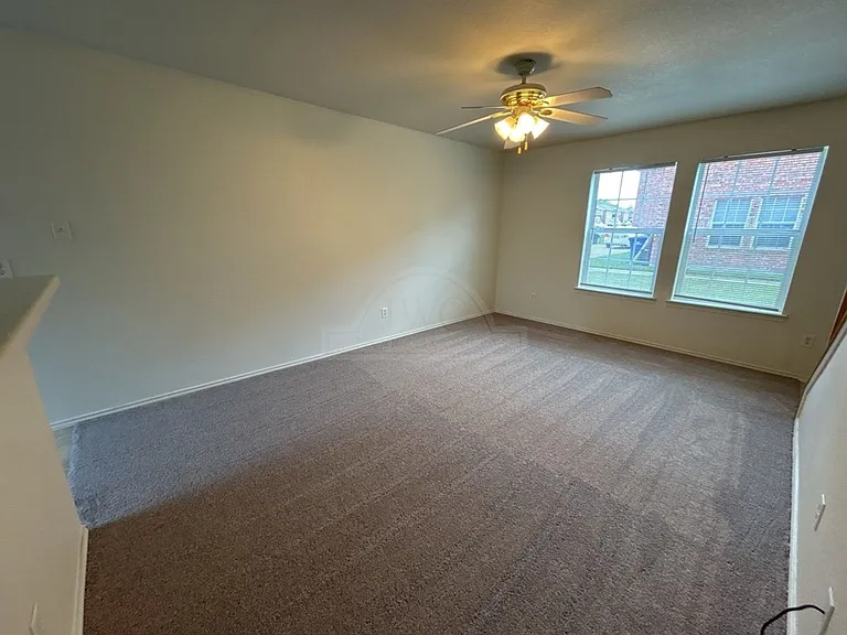 310 Creek, Copperas Cove — Photo 5