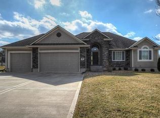 901 Mulberry St, Pleasant Hill, MO 64080