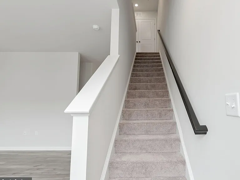 5616 Ludlow Pl — Photo 33