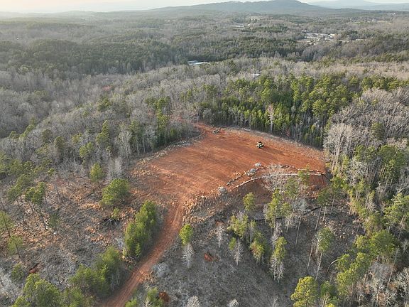 2nd image of 393 Fall Creek Rd