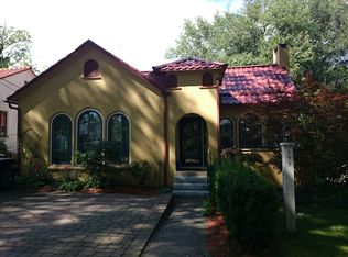 393 Vfw Pkwy, Brookline, MA 02467