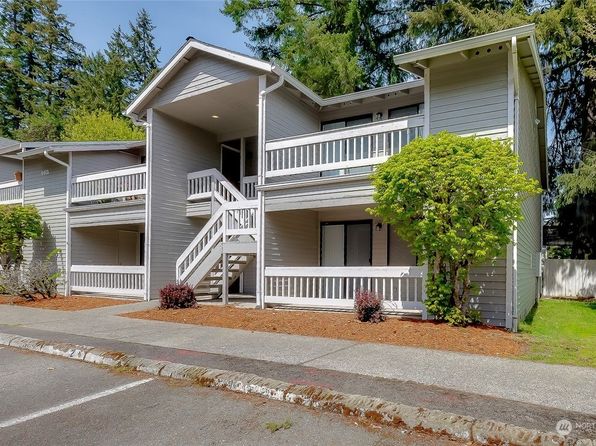 4410 NW Wedgewood Ln APT 1