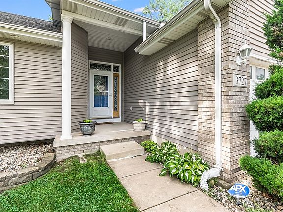 4th image of 3727 Higgins Park South St S