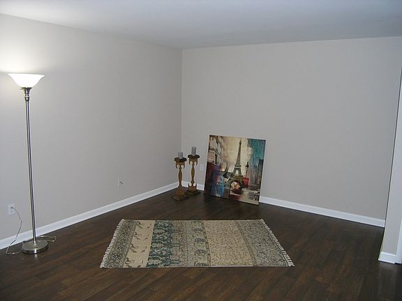 3rd image of 2649 Strawbridge Pl