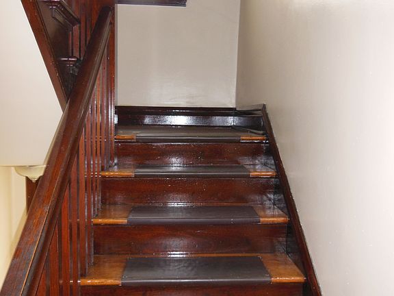 2nd image of 4601 Wilcox Ave APT 2W