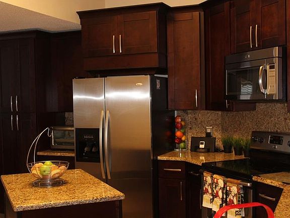 5th image of 208 Kingfish Way