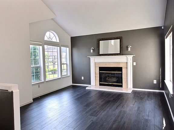 3rd image of 12019 58th Ave SW