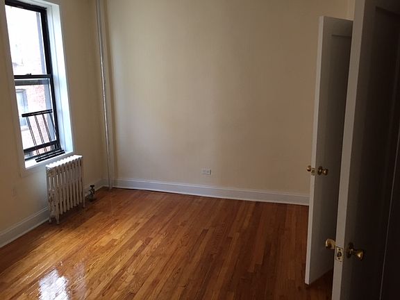 5th image of 4317 49th St APT 4A