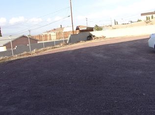 Mary Anne St, Barstow, CA 92311