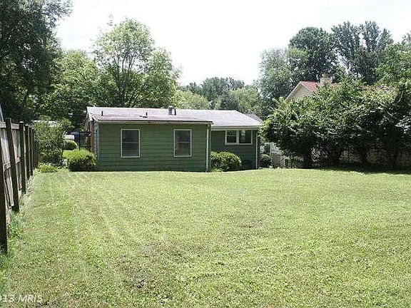 3rd image of 3915 Halsey St