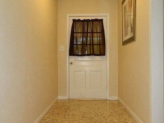 3rd image of 2800 Barrywood Dr