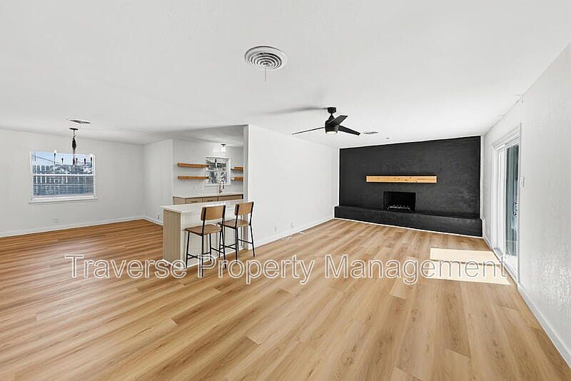 1st image of 5605 Wimbleton Way