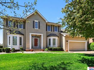 8126 S 93rd St, La Vista, NE 68128