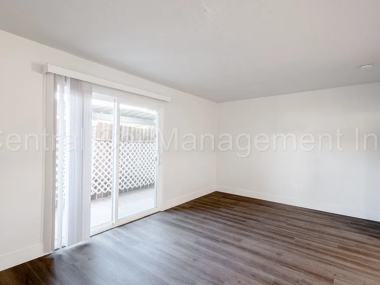 4648 Columbus St #A-J — Photo 6