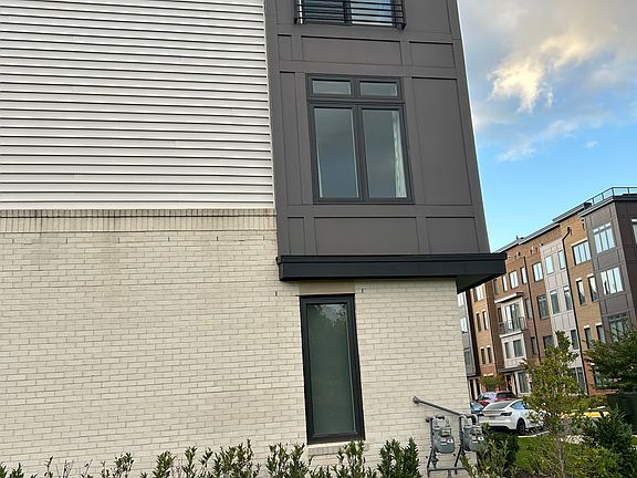 2nd image of 43207 Mongold Sq