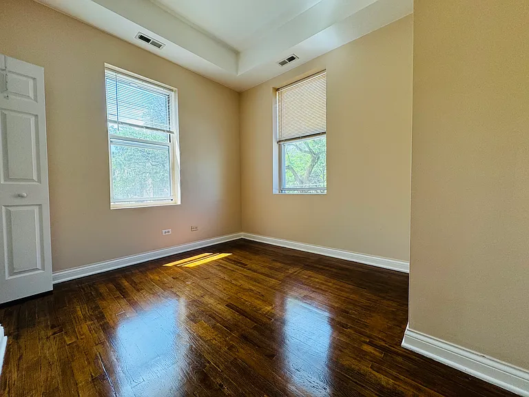 713 S Aberdeen St #2F — Photo 8