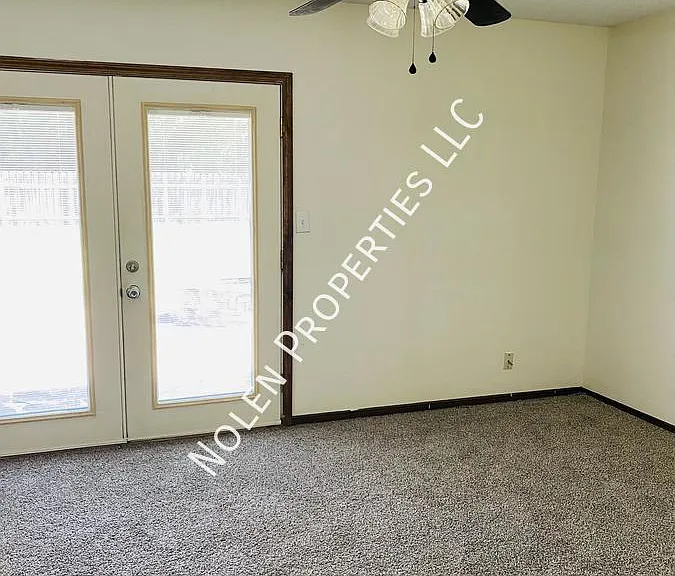 3014 W Delta Dr — Photo 12