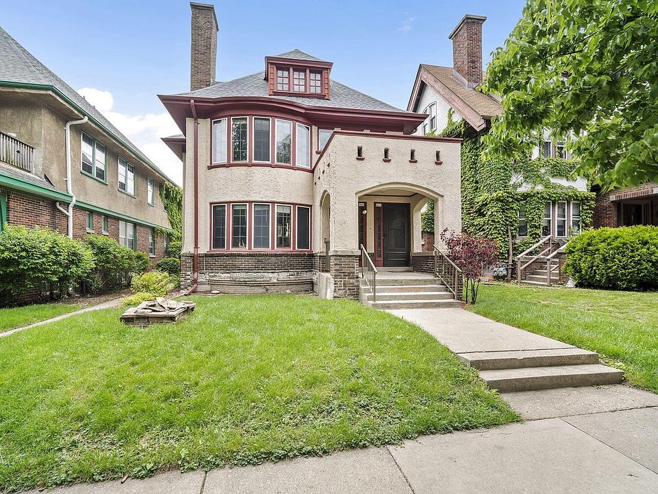1st image of 3035 North Farwell AVENUE #3037