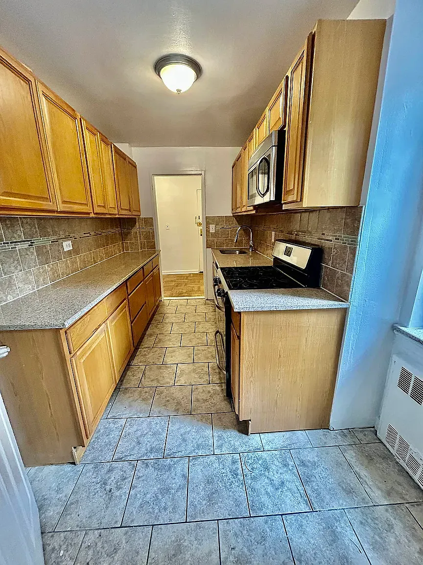 3260 Netherland Avenue — Photo 1