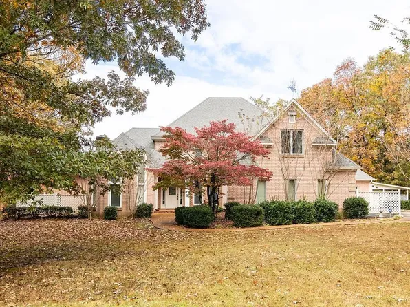 403 Lakeview Ct, Oxford, MS 38655