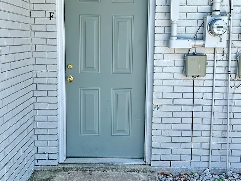 1630 Texas Ave #F — Photo 1