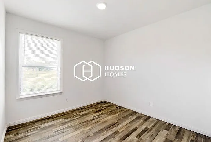 2946 Field St — Photo 6