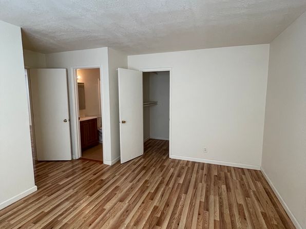 1416 Calle Oriente APT 4