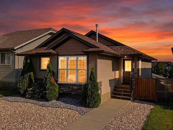 3rd image of 93 S Valley Cres