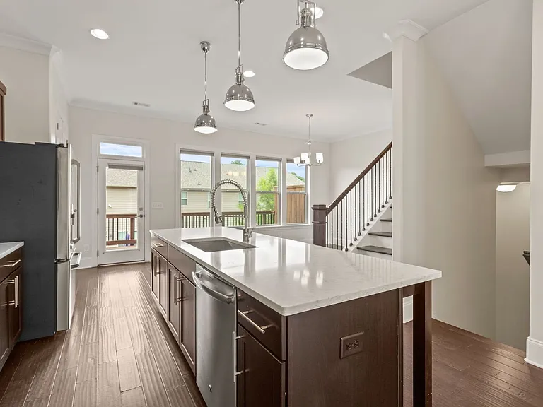 2160 Prestwick Ct NE — Photo 17