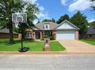 806 Keble Ln, Whitehouse, TX 75791
