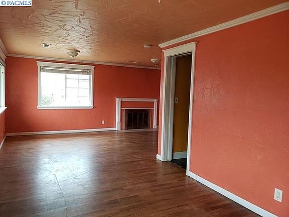 5th image of 1519 W Yakima St