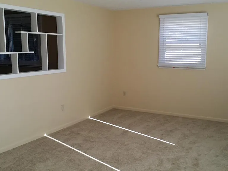 4810 Orchard Ave — Photo 3
