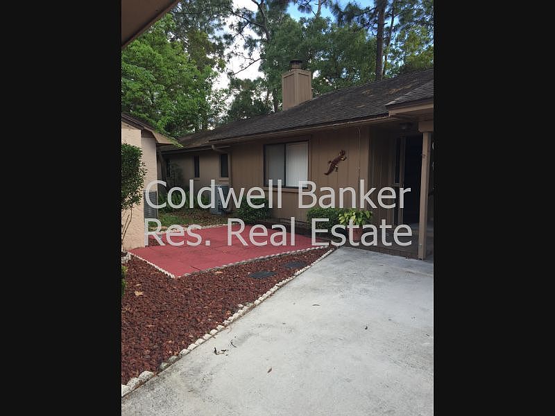 1st image of 929 Eagle Cir S