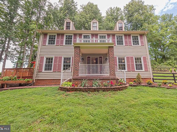 2nd image of 8521 Retreat Ln