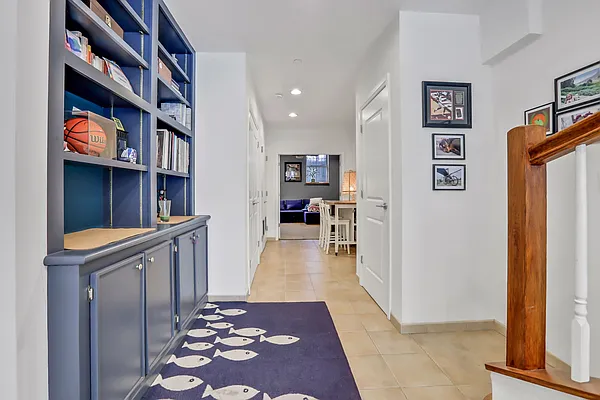 Sold by Dwell Residential Inc | media 14