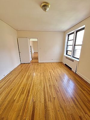 3rd image of 738 W 187th St #5F