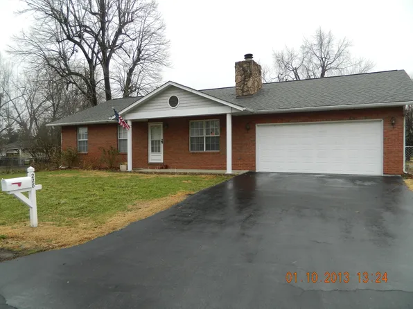 228 W 3rd St, Cahokia, IL 62206