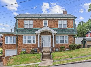 552 Halcomb Ave, Clairton, PA