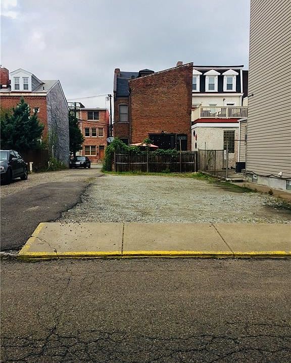 2nd image of 2329 Wrights Way