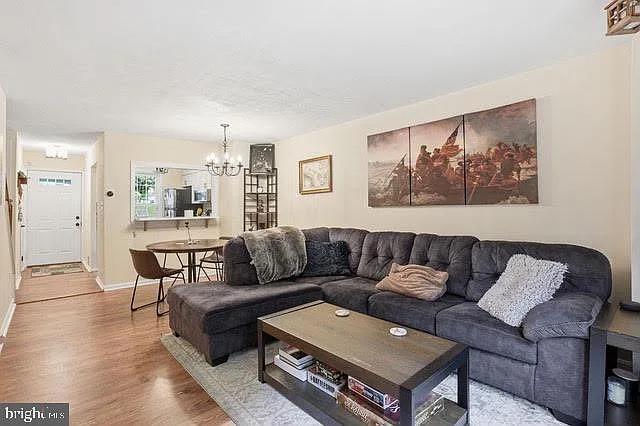 6320 Chimney Wood Ct — Photo 8
