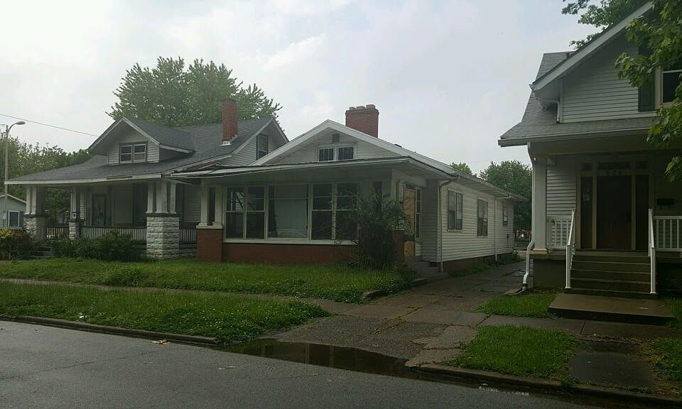 1st image of 604 E Gum St