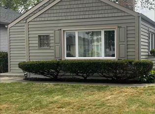 17831 Walter St, Lansing, IL 60438