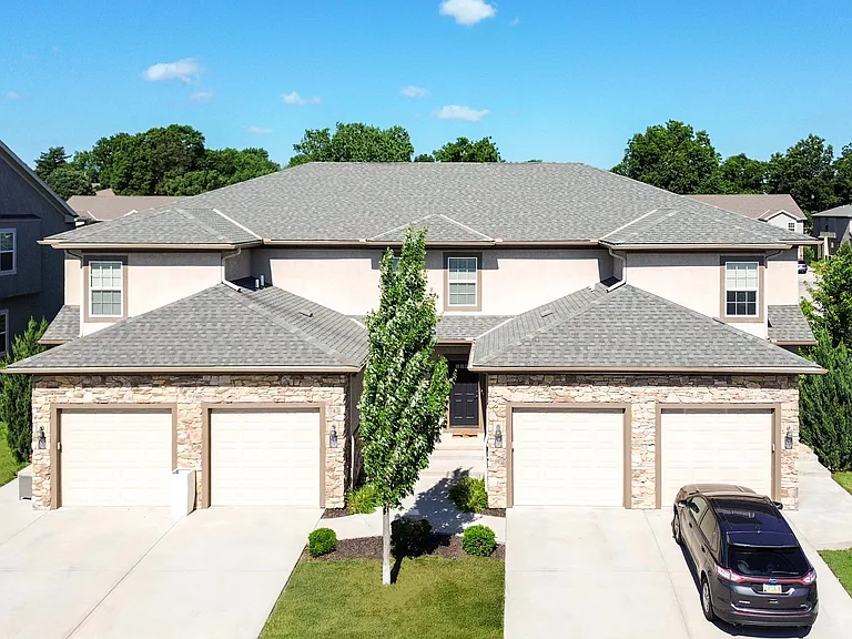 Prairie Pines Townhomes — Photo 62